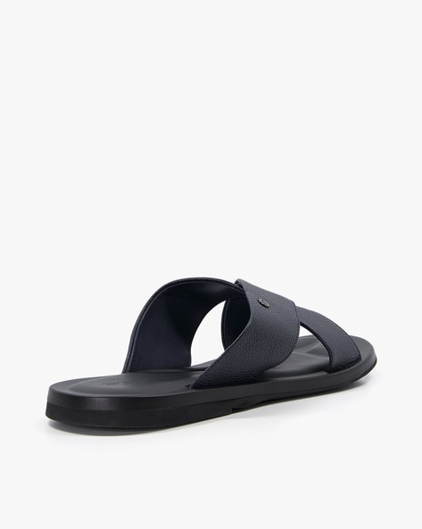 Buy Black Flip Flop & Slippers for Men by EA7 Emporio Armani Online |  Ajio.com