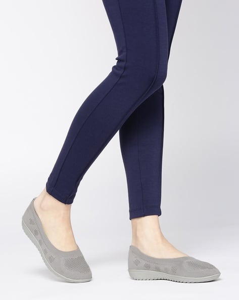 slip on ballerinas