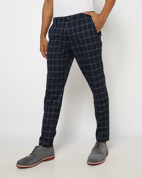 Sojanya Since 1958 Mens Cotton Blend Navy Blue  Red Checked Formal  Trousers