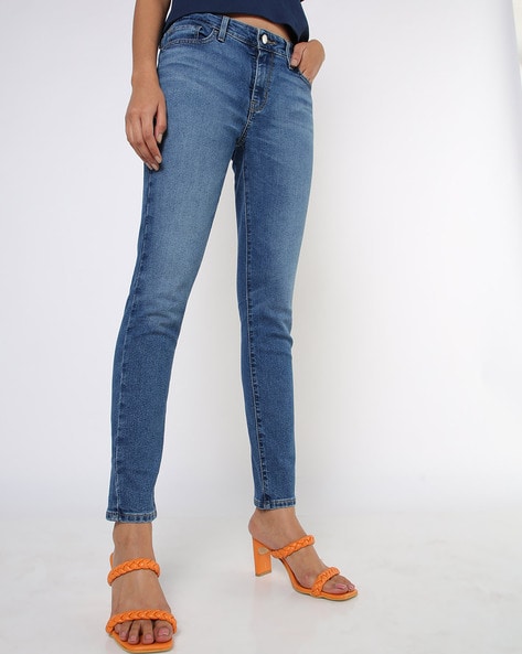 Buy Blue Jeans & Jeggings for Women by LEVIS Online 