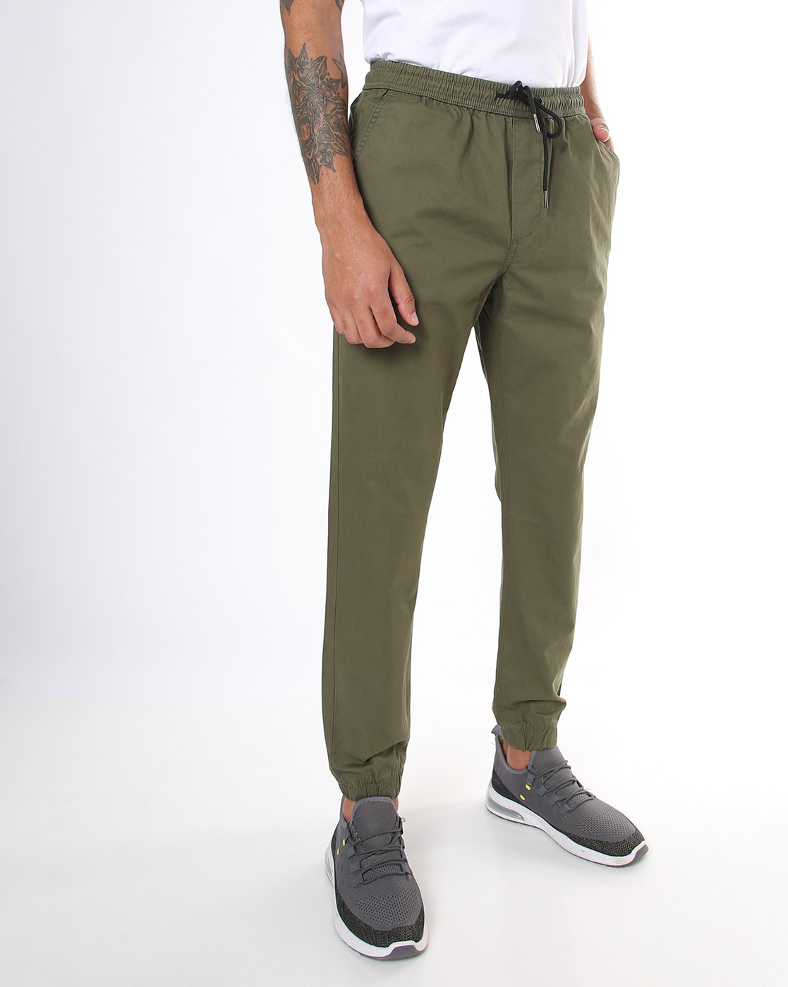 1897 Active Diamond Stretch Joggers for Men in Olive Green