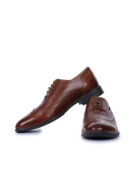 Round-Toe Brogues with Perforations