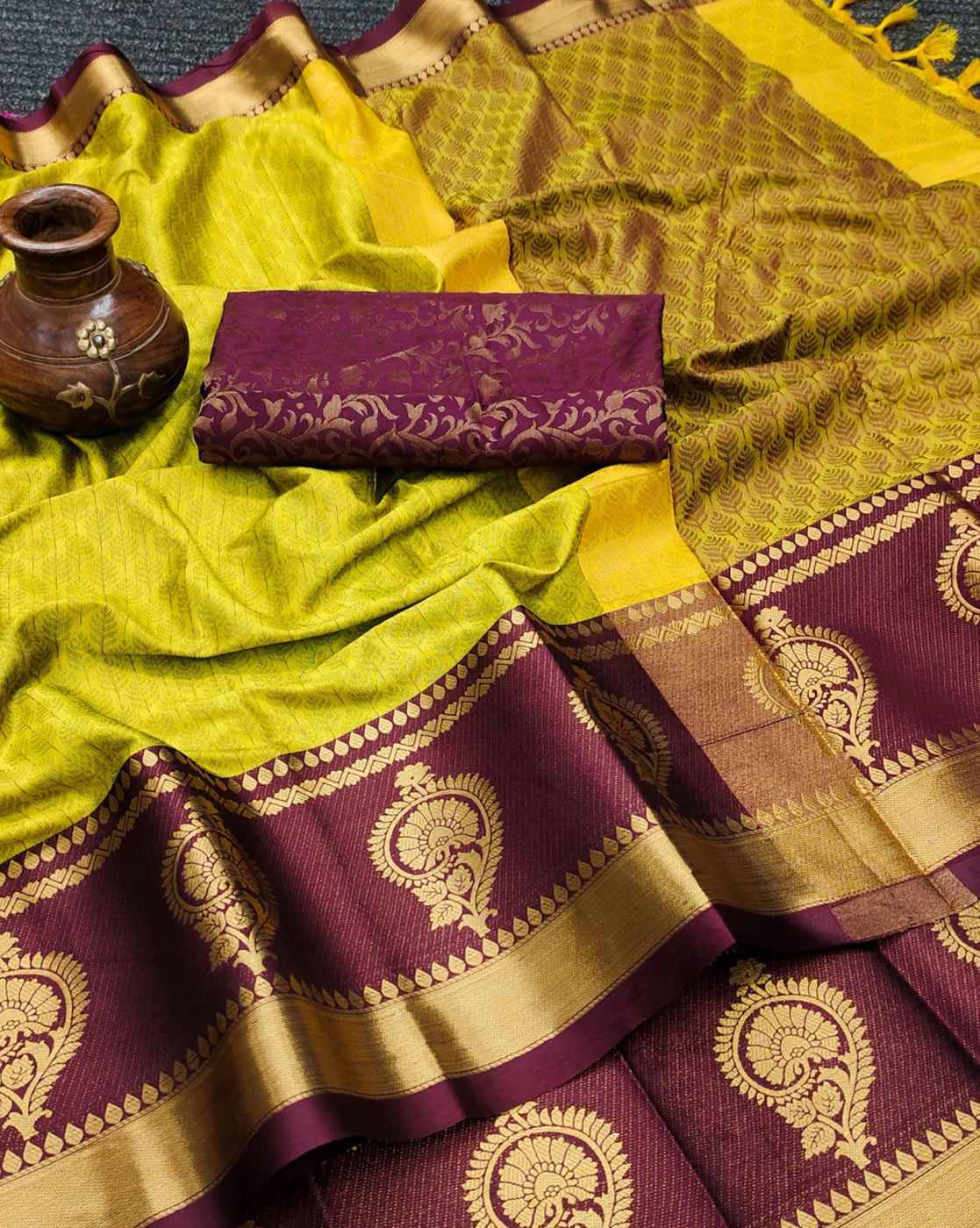 Buy Yellow Sarees for Women by Mm Venture Online