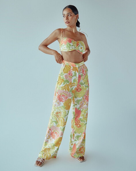 Green Floral Wide Leg Crop Trousers  New Look