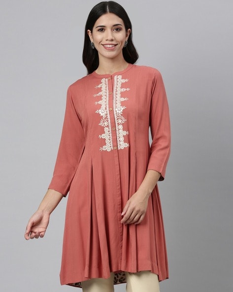 Buy NEERUS Floral Calf Length Cotton Woven Women's Salwar Kurta Dupatta Set  | Shoppers Stop