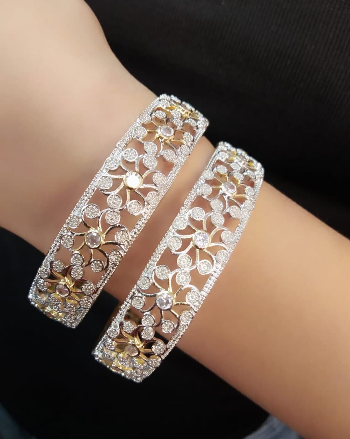 Real diamond store bangles price