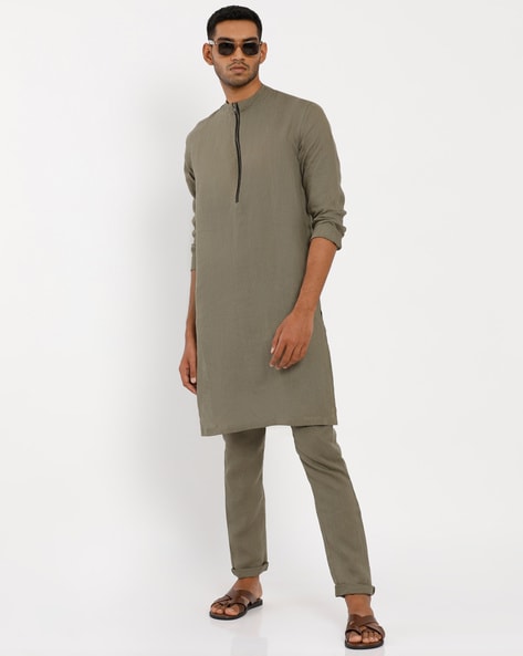 House of Pataudi Dua Men White and GoldToned Woven Design Jashn Kurta with  Trousers  Absolutely Desi