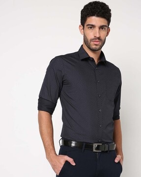 Buy Black Shirts for Men by NETPLAY Online