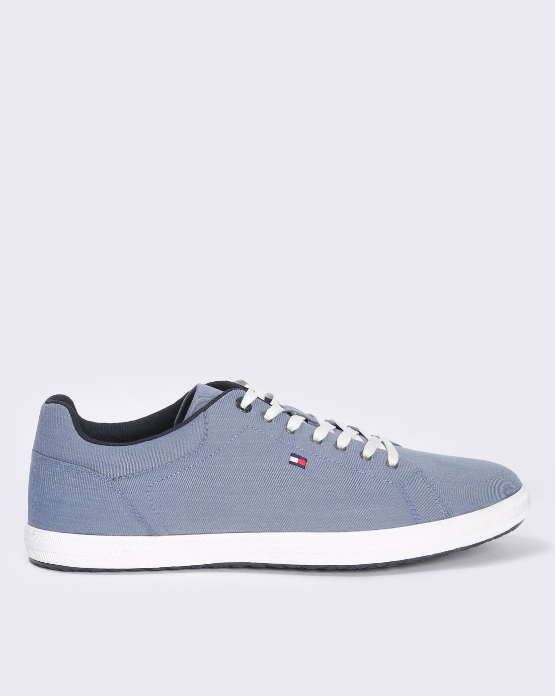 Tommy Hilfiger Logo Round Toe Sneakers in Blue for Men