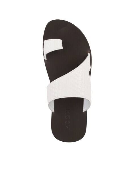 Buy White Flip Flop u0026 Slippers for Men by Metro Online | Ajio.com