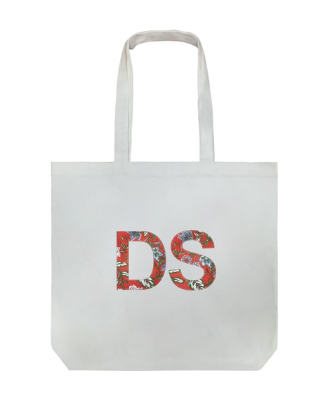 Choosing a Reusable Bag Manufacturer? - Daks India Industries Pvt Ltd