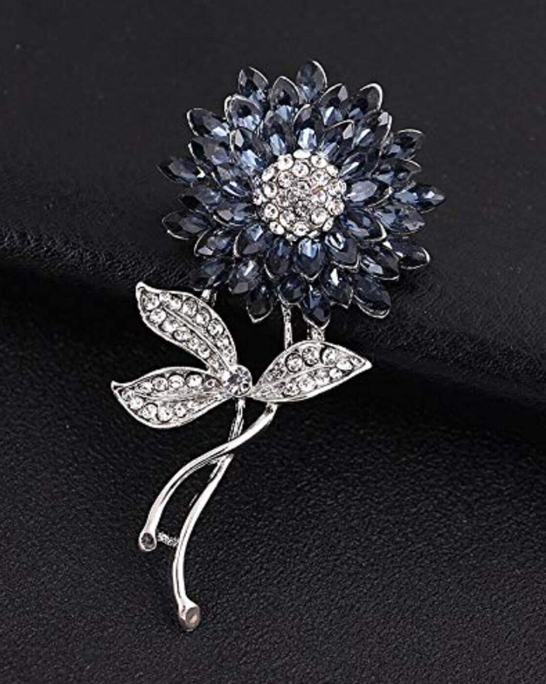 Women's Brooches & Pins Online: Low Price Offer on Brooches & Pins for  Women - AJIO