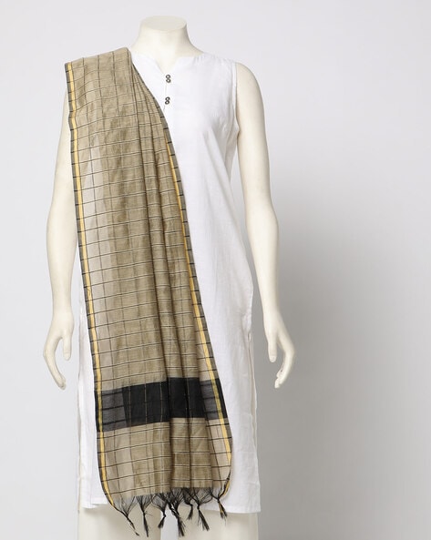 Women Checked Dupatta with Tassels Price in India