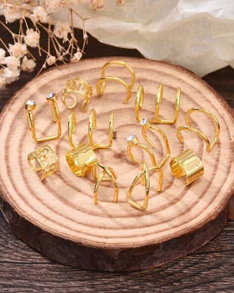 Jewels galaxy Set of 6 Gold-Plated Ear cuffs Earrings