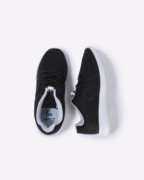 Clarks Sprintlane Low-Top Lace-Up Sneakers