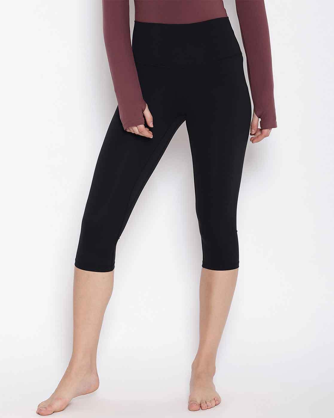 Assets spanx capri on sale leggings