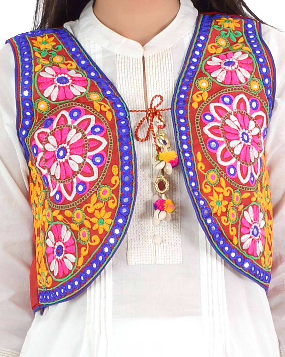 Navratri,इस नवरात्रि गुजराति जैकेट्स है गर्ल्स की पहली पसंद - this navratri  gujarati jackets are girls first choice - Navbharat Times