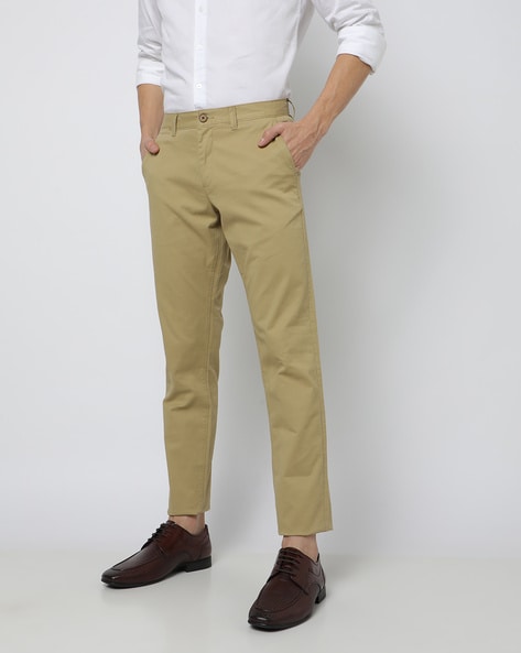 What Colour Shirts To Wear With Khaki Pants 6 Foolproof Options