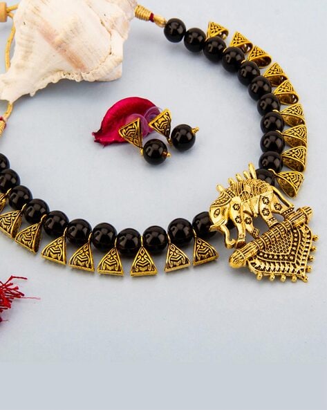 Buy the Mens Gold Potato Pearl and Black Onyx Beaded Necklace | JaeBee