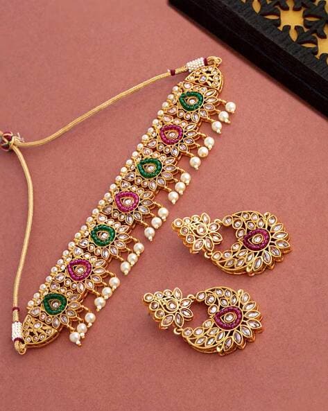 Voylla on sale kundan earrings