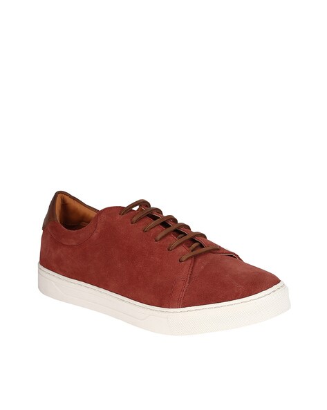 Maroon hot sale sneakers mens