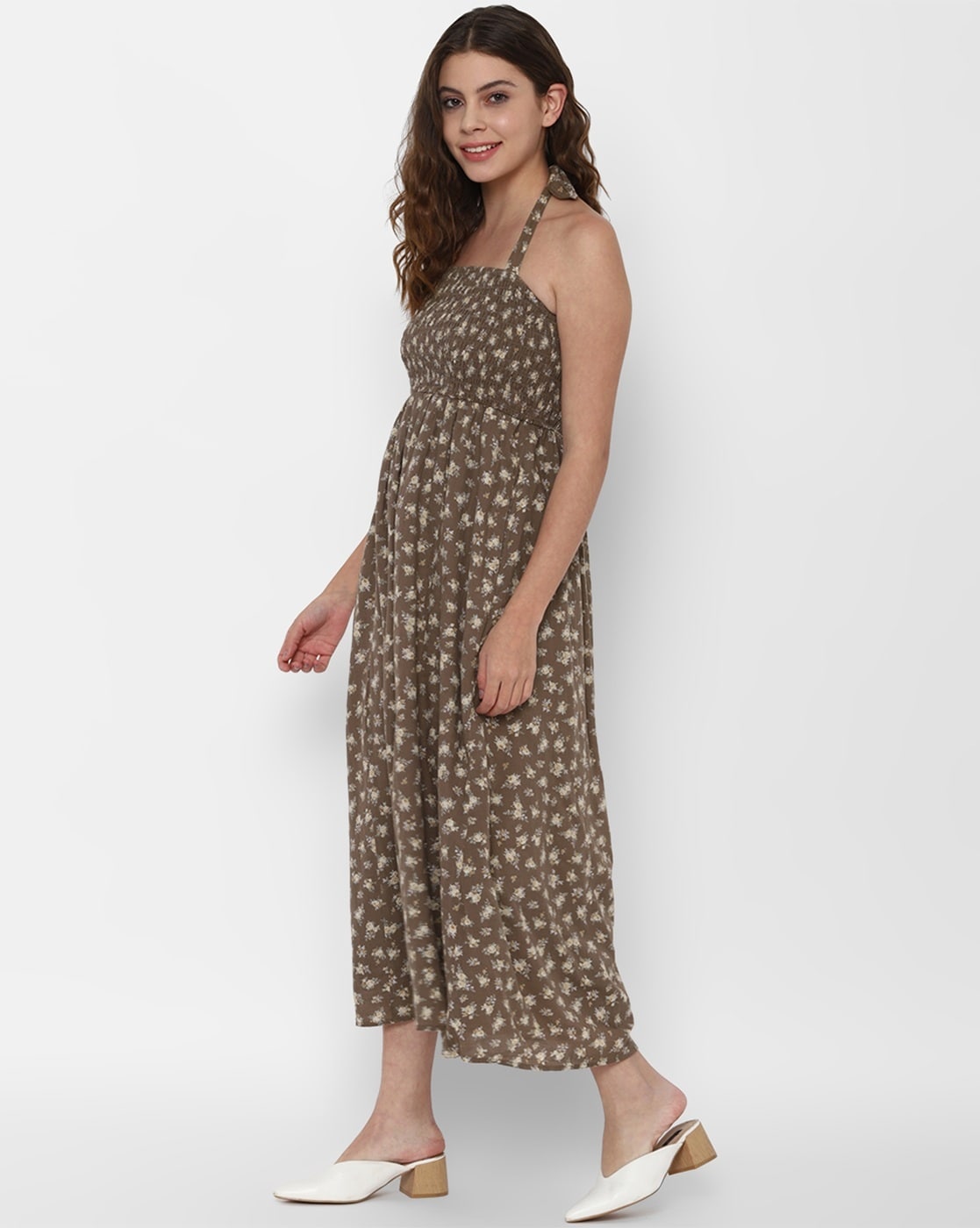 Maxi Dress versus Midi Dress - Eagle Eye Outfitters