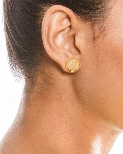 Fendi Earrings stud, Women's Fashion, Jewelry & Organisers, Earrings on  Carousell