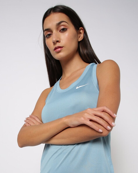 video Forge peber Buy Blue Tops for Women by NIKE Online | Ajio.com