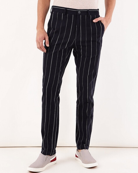 Amazon.com: Men Linen Loose Pants Vertical Striped Pants Lightweight  Elastic Waist Trouser Summer Beach Yoga Pants with Pockets Black :  Clothing, Shoes & Jewelry