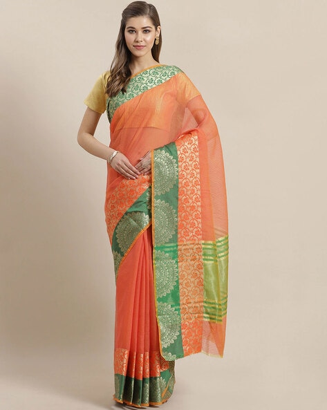 Ishin Striped Traditional Saree