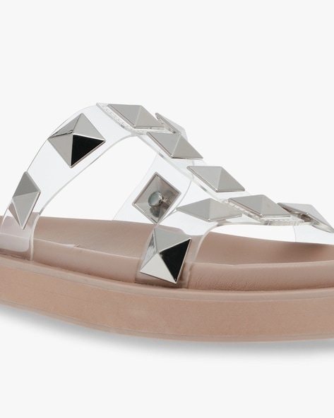 Trendy and Chic Studded Sandals for Every Occasion