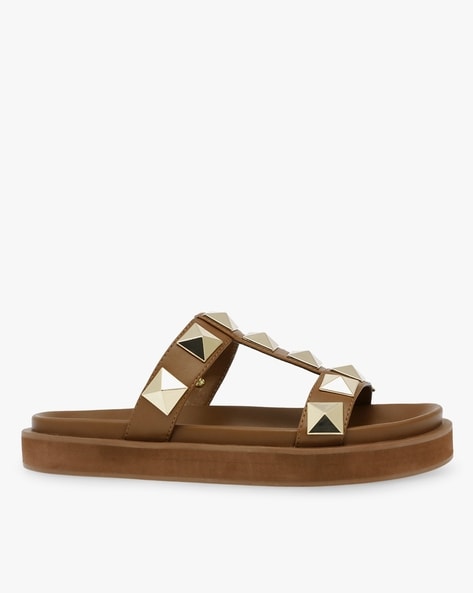 Steve madden 2024 sandals studs