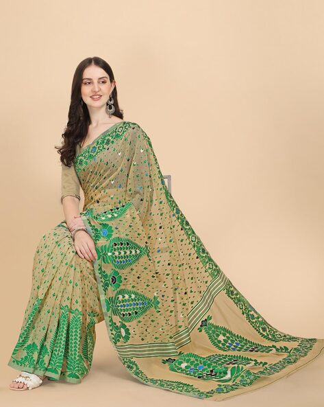Buy Red Sarees for Women by WUXI Online | Ajio.com