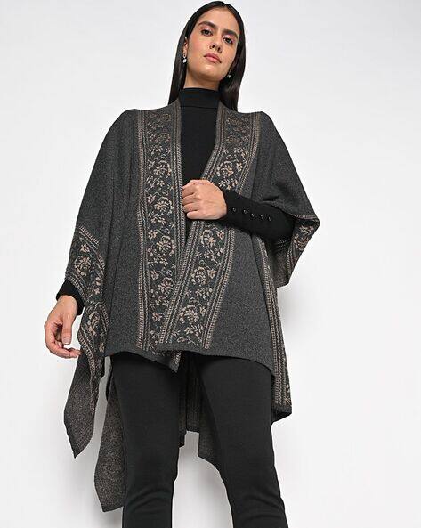 Open-Front Shrug with Contrast Border