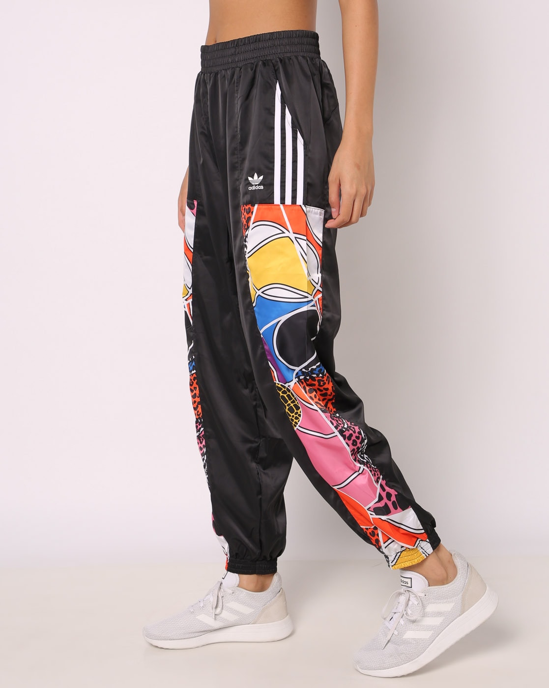 Men's adidas Originals adicolor Classics Superstar Track Pants| Finish Line