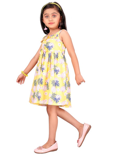 Cute yellow sale dresses for juniors