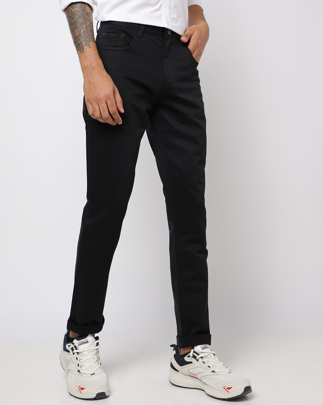 NETPLAY Textured Slim Fit Trousers With Insert Pockets|BDF Shopping