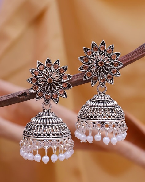 White Stone Embellished German Silver Earrings With Hanging Pearls, स्टोन  इयररिंग, स्टोन की कान की बाली - Stylishkudi, Gurgaon | ID: 27302451133
