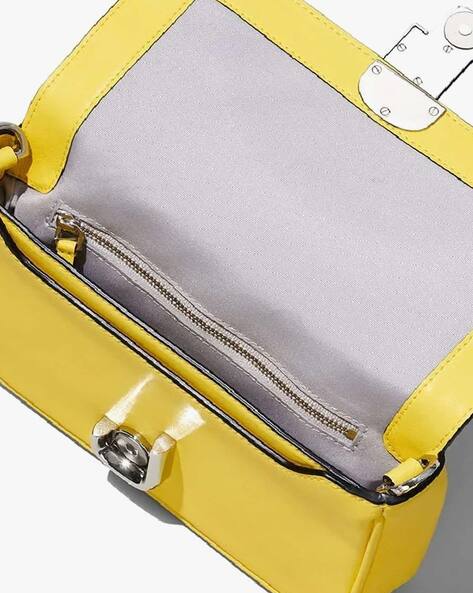 Marc by marc jacobs sling bag IDR 470k Size 31x27x11 Warna yellow, grey,  nude Cakep warnanya Full leather Bag only