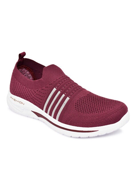 Buy Sports Shoes for Women in India with Deals & Discounts