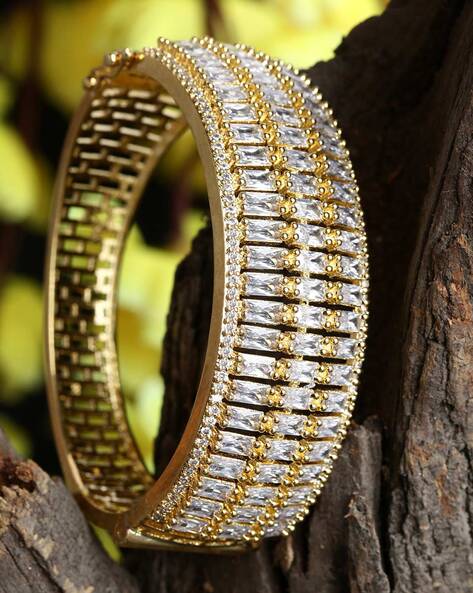 3 Diamonds 3 Pieces Bangle For Girls - Gold