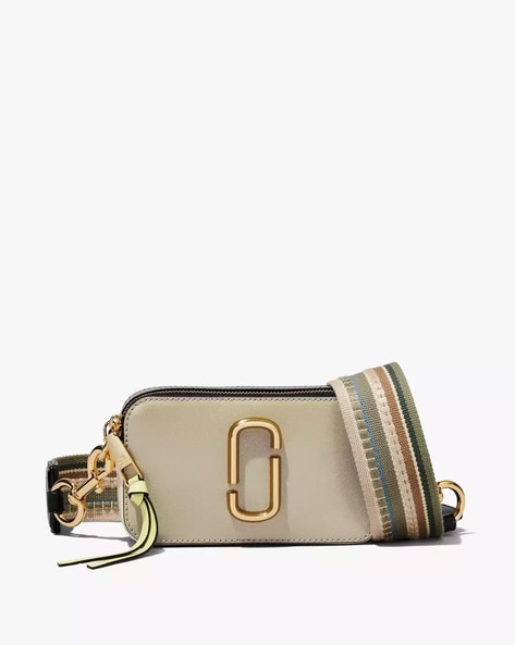 The Perfect Crossbody Bag For All Seasons: Marc Jacobs Snapshot