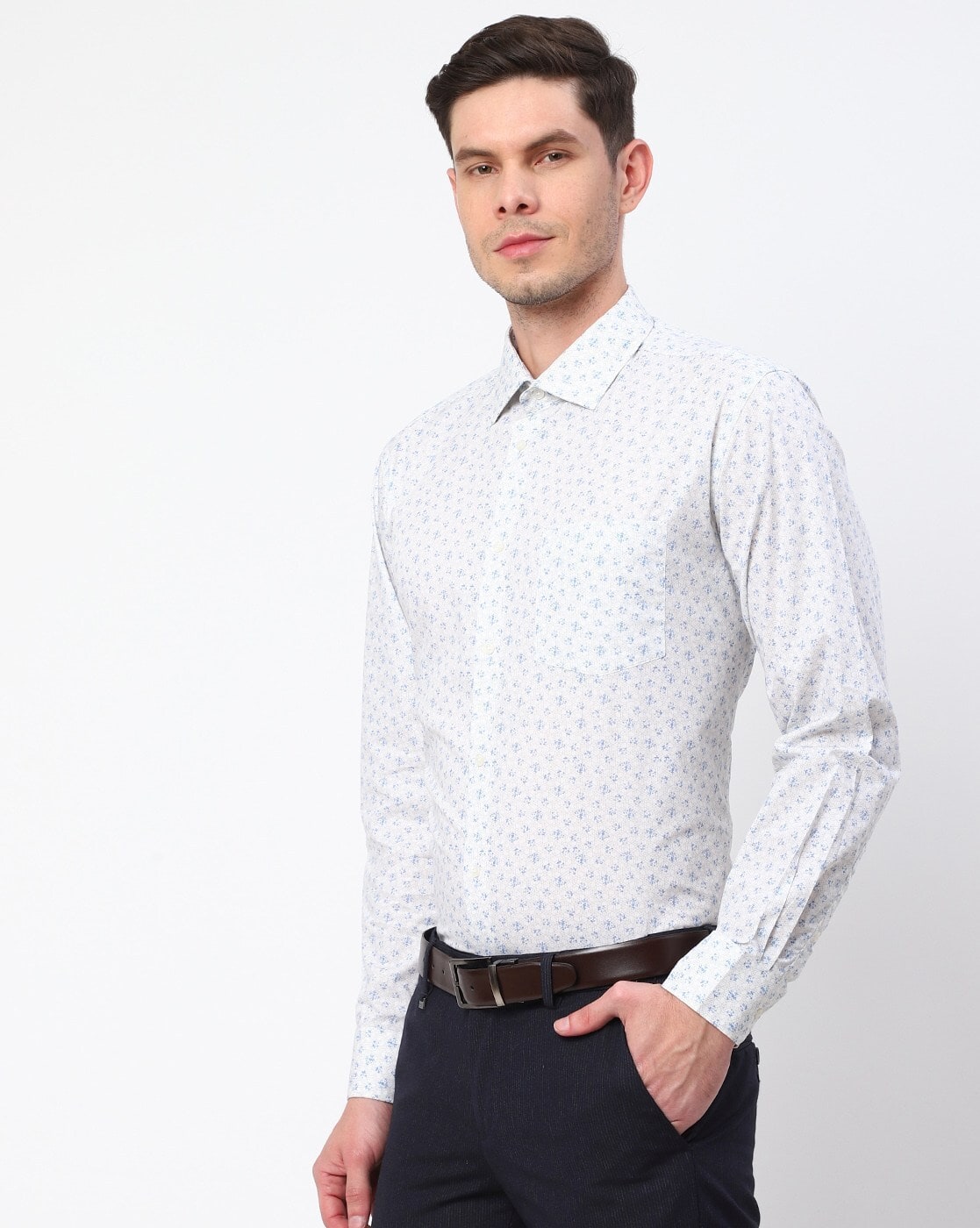 Men Printed Slim Fit Shirt with Patch Pocket