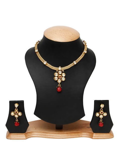 Brass,Pearl And Beads Black Kundan Choker Necklace Set at Rs 699