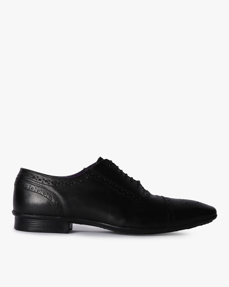 Knotty Derby Lace-Up Shoes with Broguing