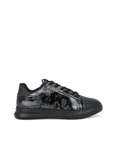 OFF LIMITS Men Lace-Up Flat Sneakers
