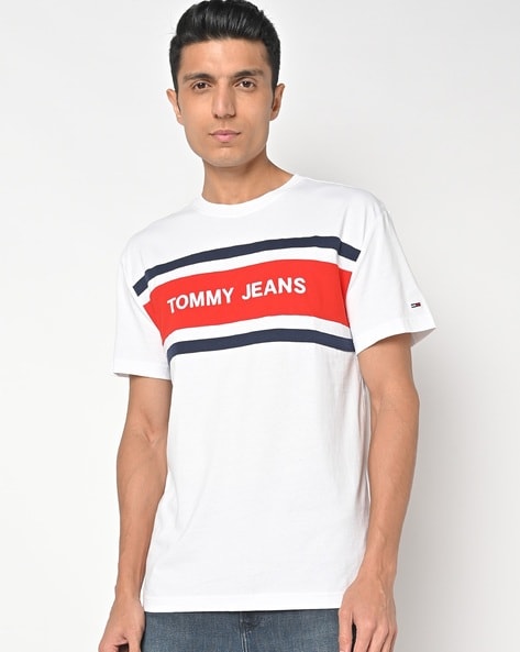 Update more than 206 tommy jeans t shirt latest
