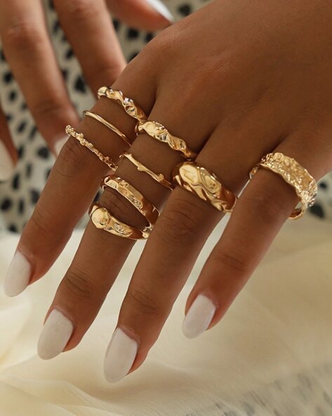 Can I wear rings on all of my fingers? - Quora