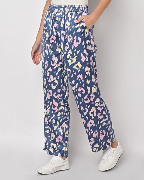 Buy online Boys Mid Rise Printed Trousers from boys for Women by V-mart for  ₹299 at 9% off | 2024 Limeroad.com