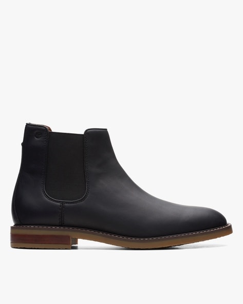 Clarks ankle 2025 boots mens